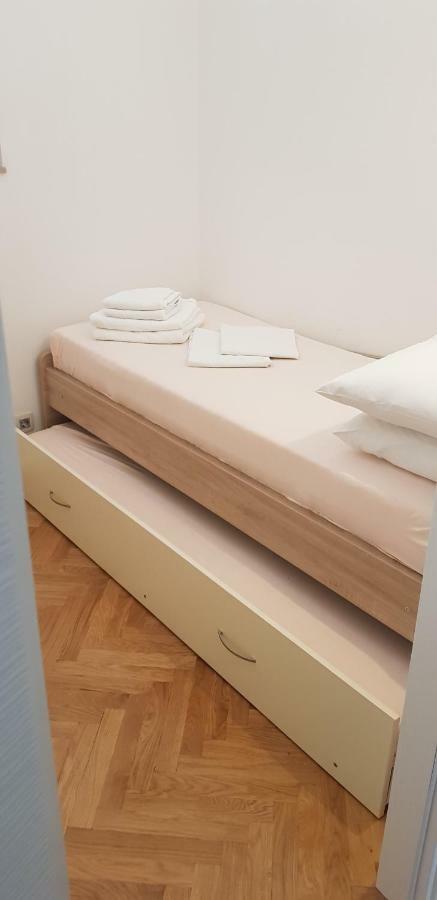 Premium Apartments Joy Primošten Esterno foto